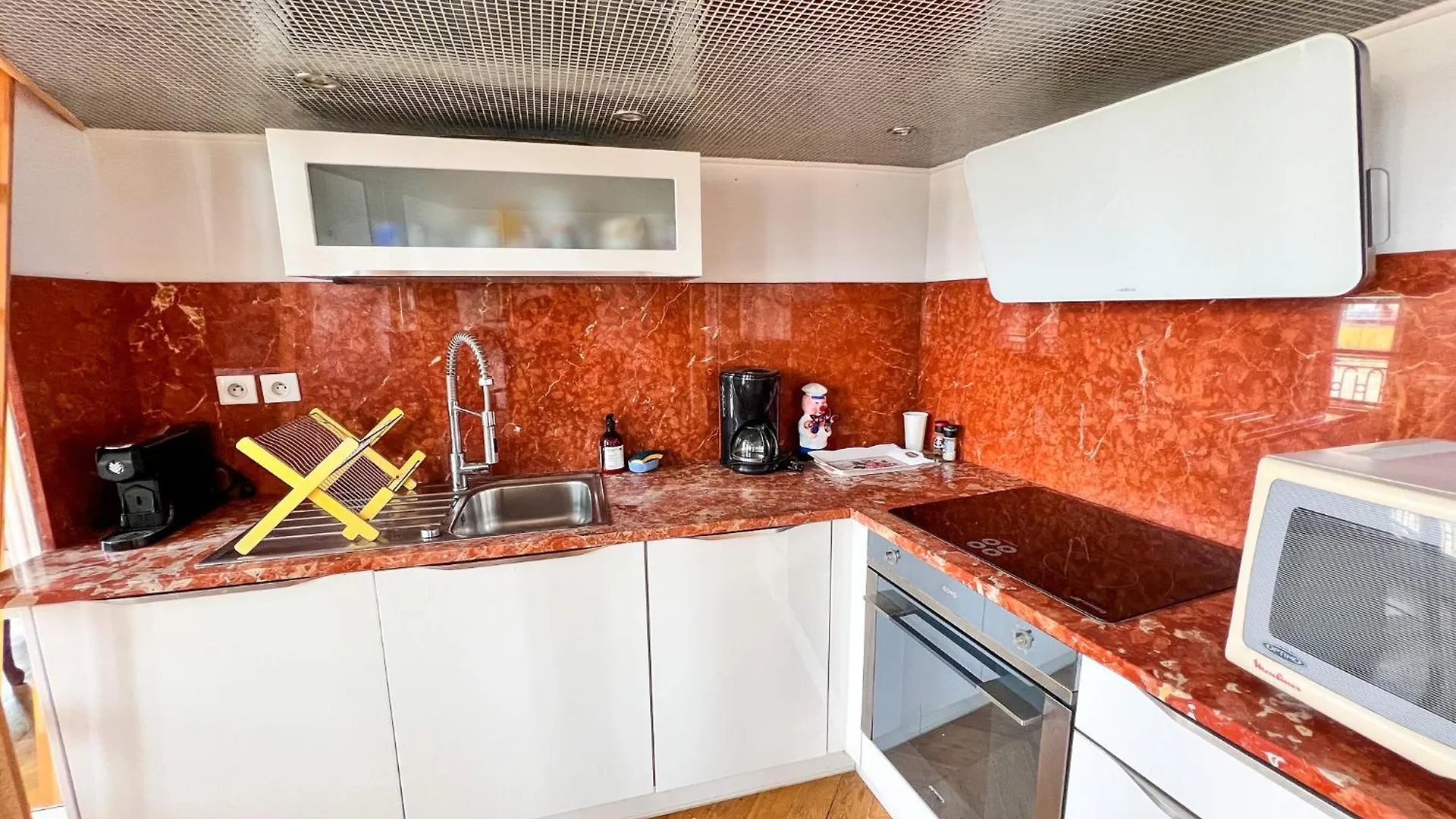 Apartament Charmant Paris, Vue Notre-Dame 0*, Paryż Francja